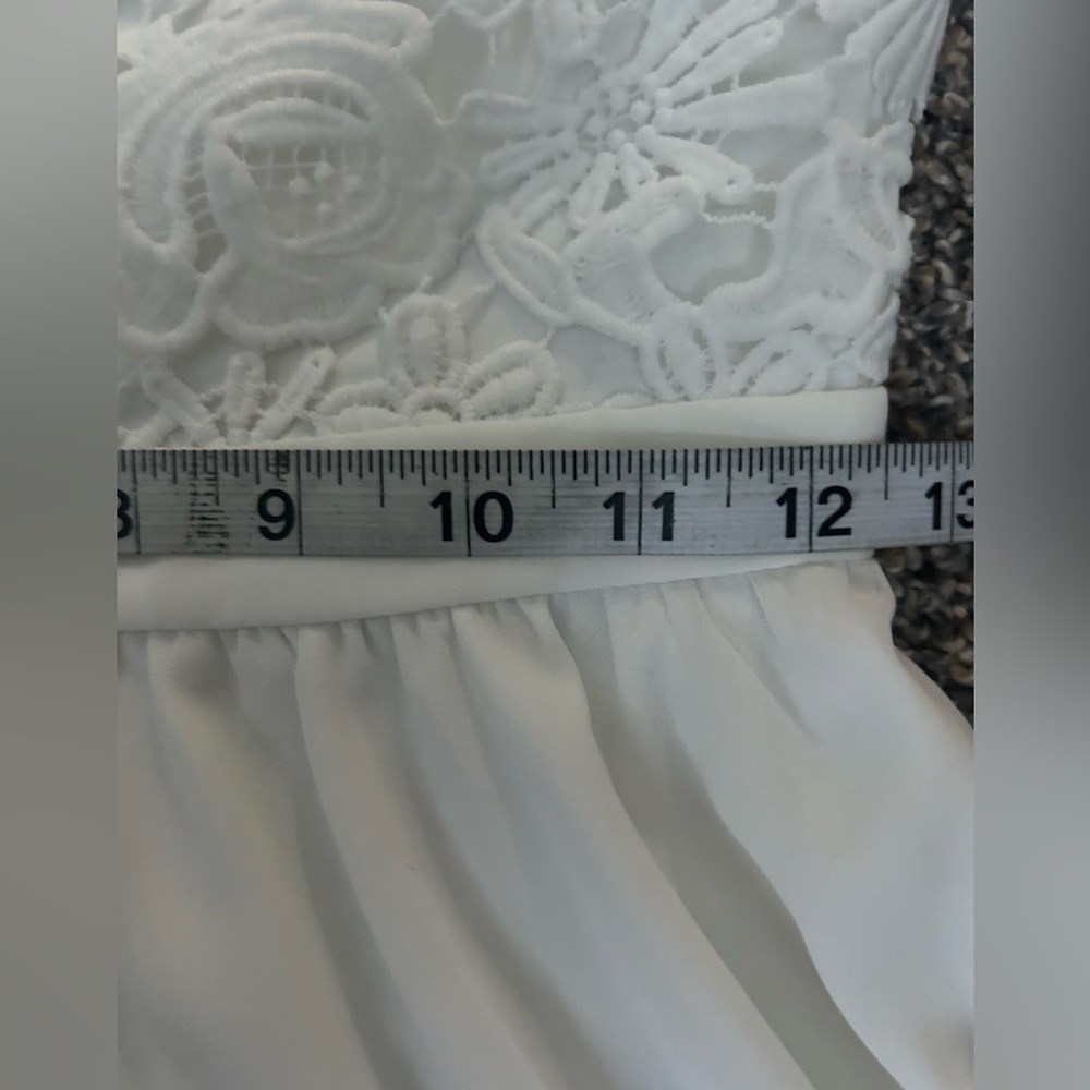 Lulu’s NWOT white lace top mini skater dress size XS - Picture 10 of 12
